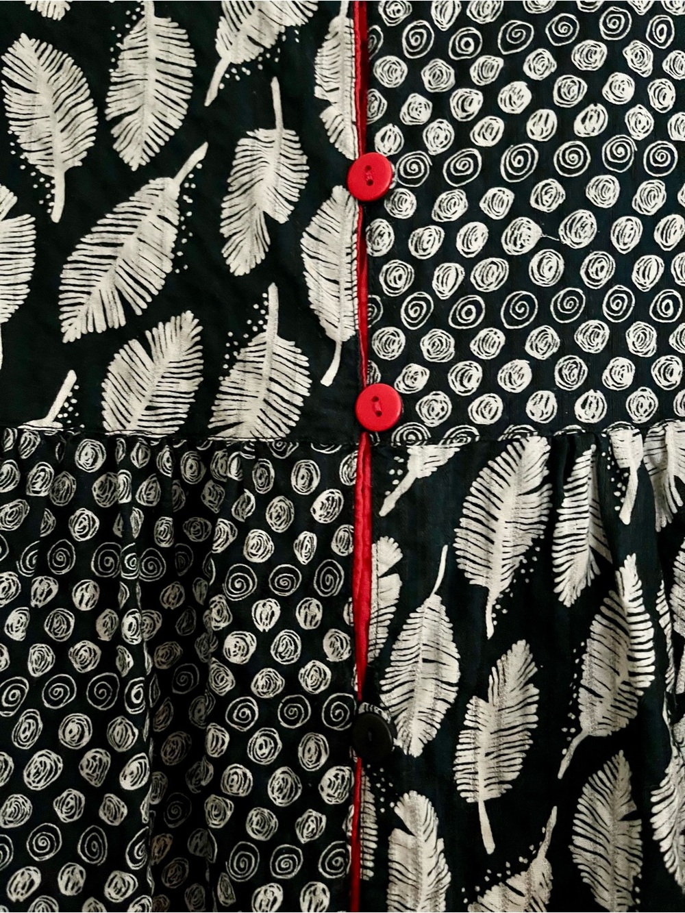 Vintage Gudrun Sjoden dress, mixed black and white prints with red detail medium - Picture 3 of 6